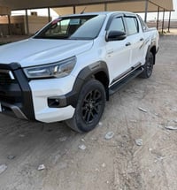 هايلوكس دافنجر • ٢٠٢٣ • رقم بغداد