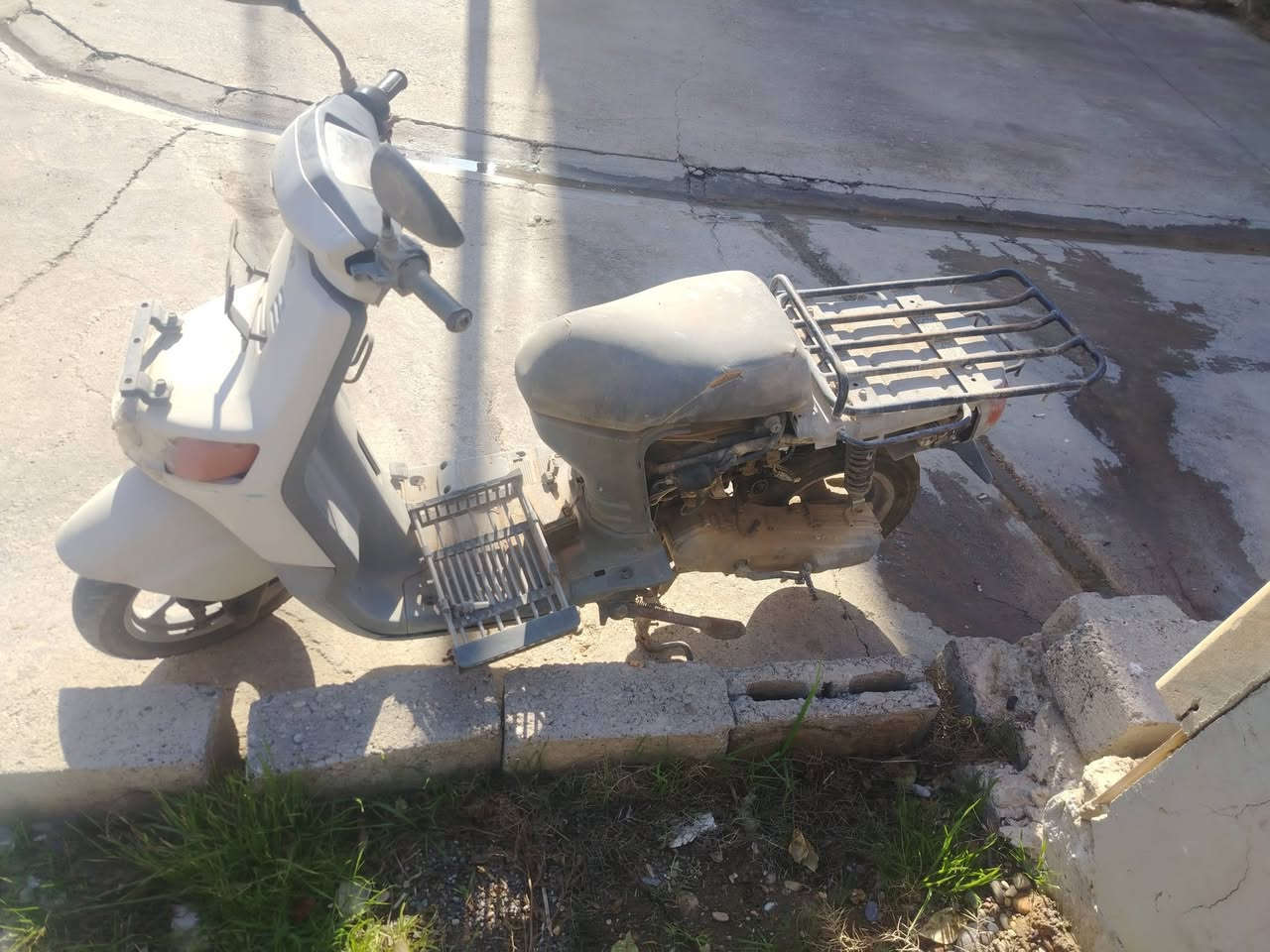 ماطور بيكم لبيع
جان يشتغل وصاله سنه ما مشتغل ابيع فحم في فحم 
سعر 150 قفل مكاني موصل ايسر


**إذا كنت صاحب هذا الإعلان وتريد حذفه لأي سبب، رجاءا أرسل رسالة إلى الدعم الفني**