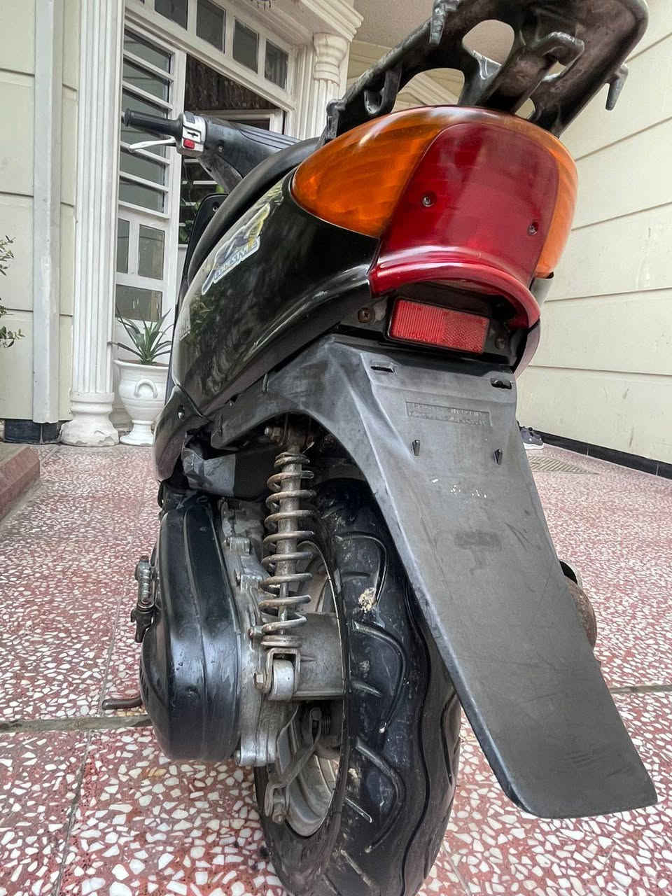 سلام عليكم دراجة عصفوري 60 للبيع الدراجه نظيفة وكلشي بيه نظيف السعر 350 وبيه مجال للطيبين رقم الهاتف ***********
