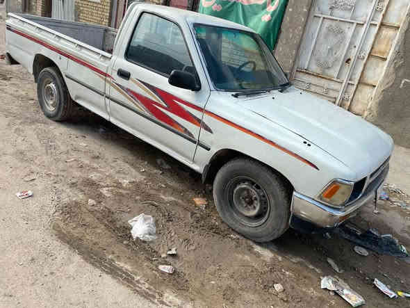 بيكم 1996 مكان السياره بغداد
سنويه ساقطه رقم ميسان مشروع وطني 

كير ومكينه وشاصي مكفولات كهربائيات شغاله 

مكينته ثري واي فيت بم نوزل ترايك وين مايعجبك 

السعر 55 ورقه وبيه مجال حك الجيه غرامات ومال السنويه عليه اني ادفعهن 

***********
