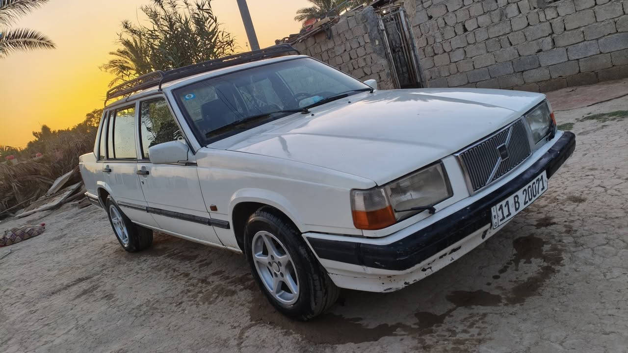 السلام عليكم البيع سياره فالفو موديل 1993 مكان بابل رقم الهاتف *********** كير اتوماتيك مكينه بخاخ
