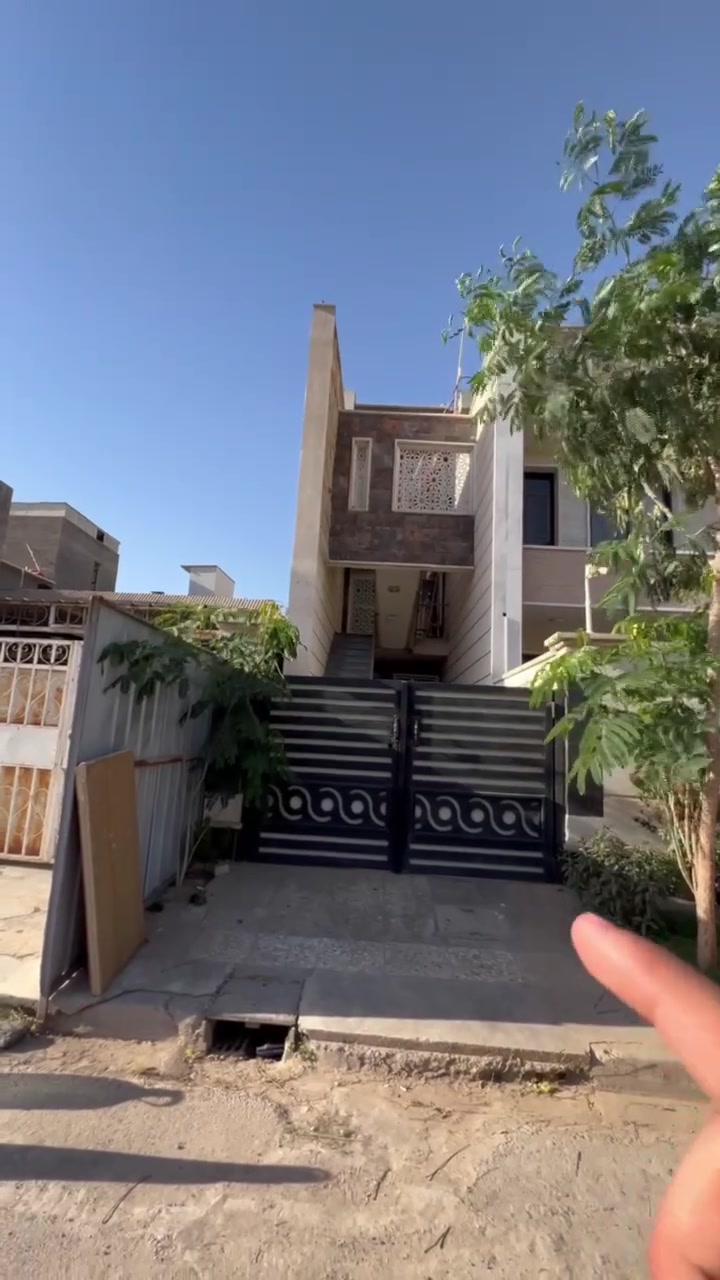 ‏🧮شقه حديثه ط اول للايجار قرب جامعه الناجي موقع تجاري🧮
‏
‏📌الموقع : اليرموك _ محلة 612   
‏
‏▪️مساحة 100 م 
‏▪️تحتوي على غرفتين نوم  
‏▪️صالة _ مطبخ _ صحيات _ مناور 2 
‏
‏👌للايجار التجاري👌 
‏
‏📍عنوان الشركة : حي الجامعة _ بداية شارع المركز 
‏ 
‏📌للمعاينة والاستفسار : يرجى التواصل على الارقام التالية☎️
‏***********
‏***********

