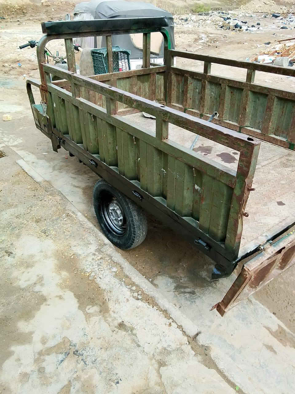 السلام عليكم ستوتات للبيع اوراق العنوان بالعماره رقم الهاتف بواحساب السعر الخاص وبيهن مجال ***********
