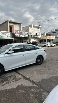 ٢٠٢٥ • جلد • اوتوماتيك