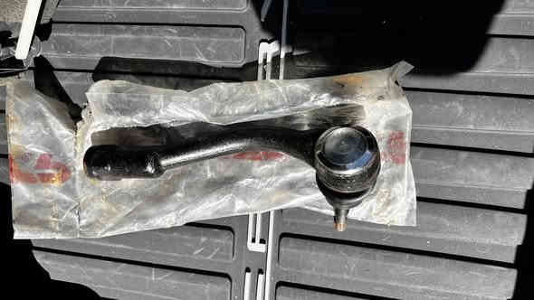 سلام عليكم اغراض سوناتا للبيع  قيم بما يرضى الله واخذ***********توصيل اكو كل محافظات
