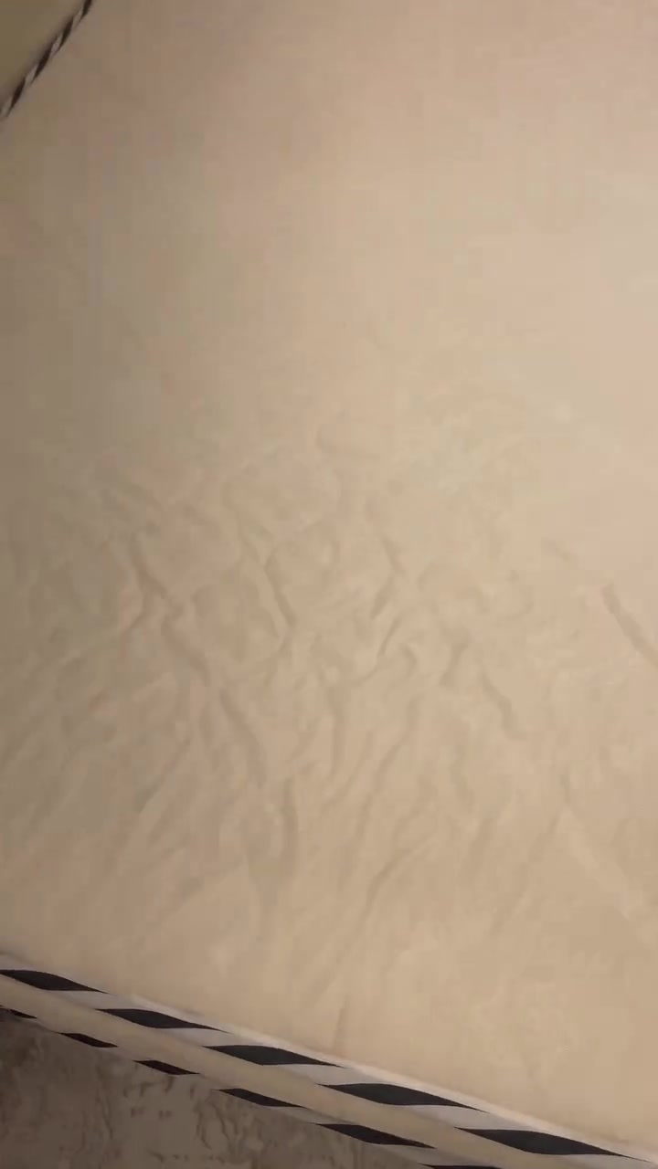 دوشك نفرين كلش نضيف وبسعر مناسب عنوان حي الجهاد  سعر ٥٠الف  للطلب والاستفسار مراسله هاص او الاتصال على الرقم ***********
