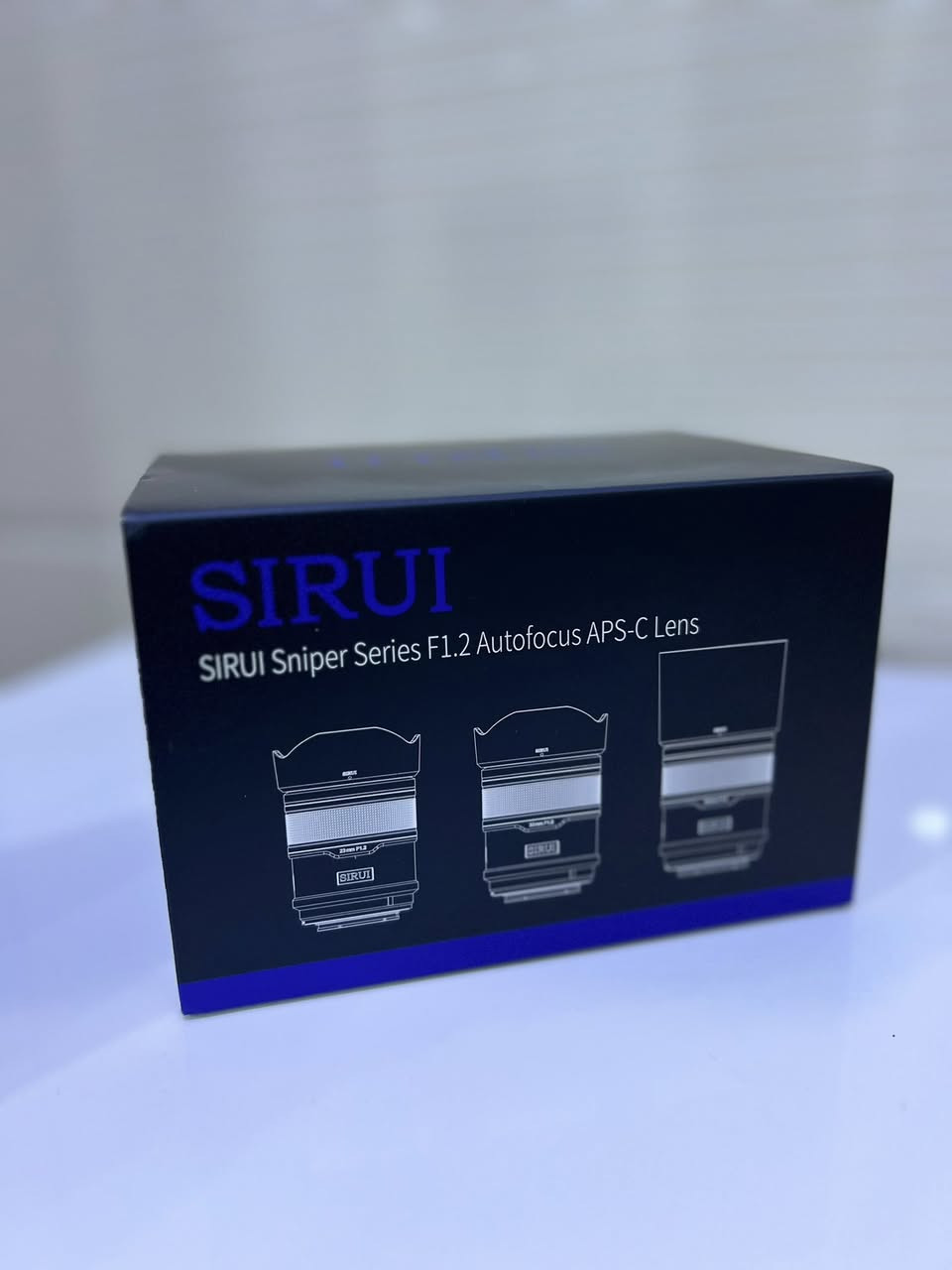 Sony 23mm f: 1.2
بۆ فرۆشتن 
وەک لۆک وایە تەنها تێست کراوە 
ئەگەر موشتەرین بێنە چات لە خزمەتدانام


**إذا كنت صاحب هذا الإعلان وتريد حذفه لأي سبب، رجاءا أرسل رسالة إلى الدعم الفني**