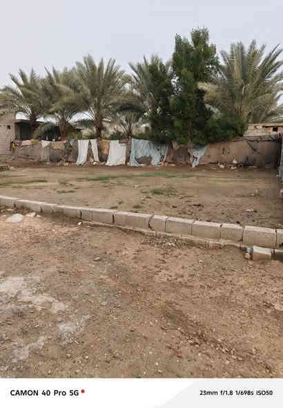 السلام عليكم بيت البيع بحي رشيد مساحه 600متر
***********
