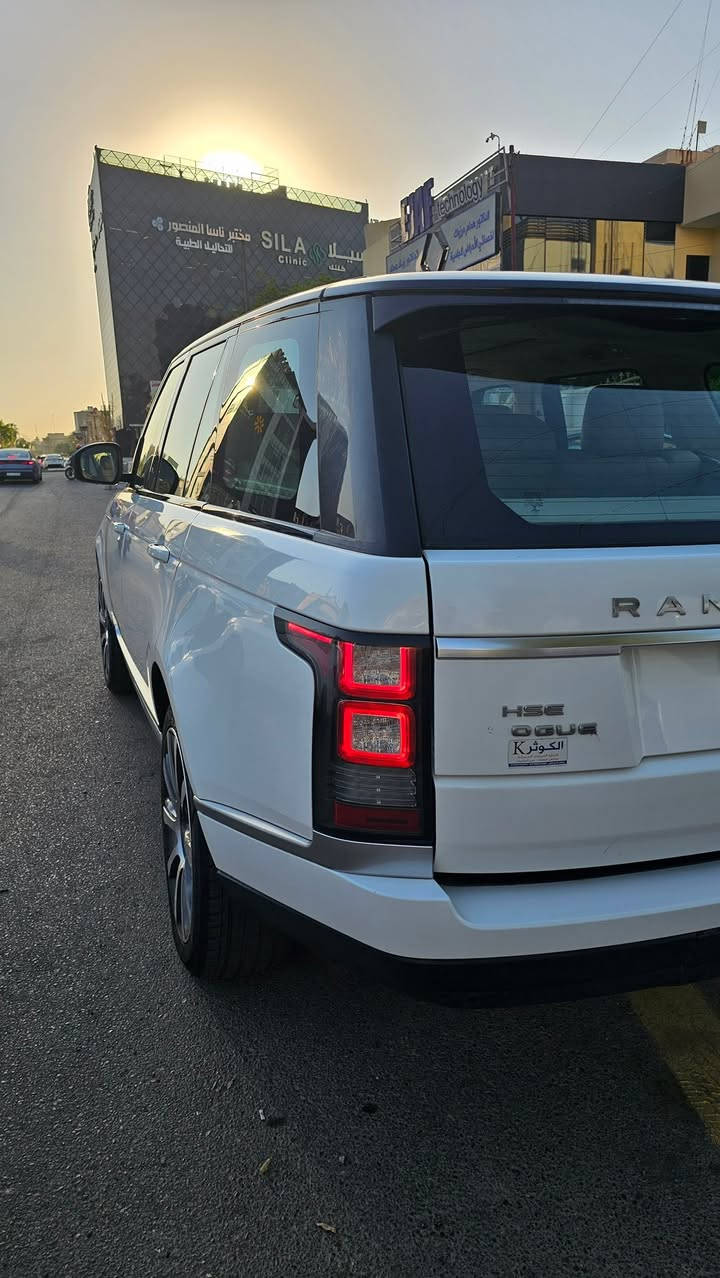 رانج فوج  hse2016 وكاله سردار مكفوله
ماشيه 105000

محرك 5000 v8 
مكان السياره بغداد المنصور 
***********
