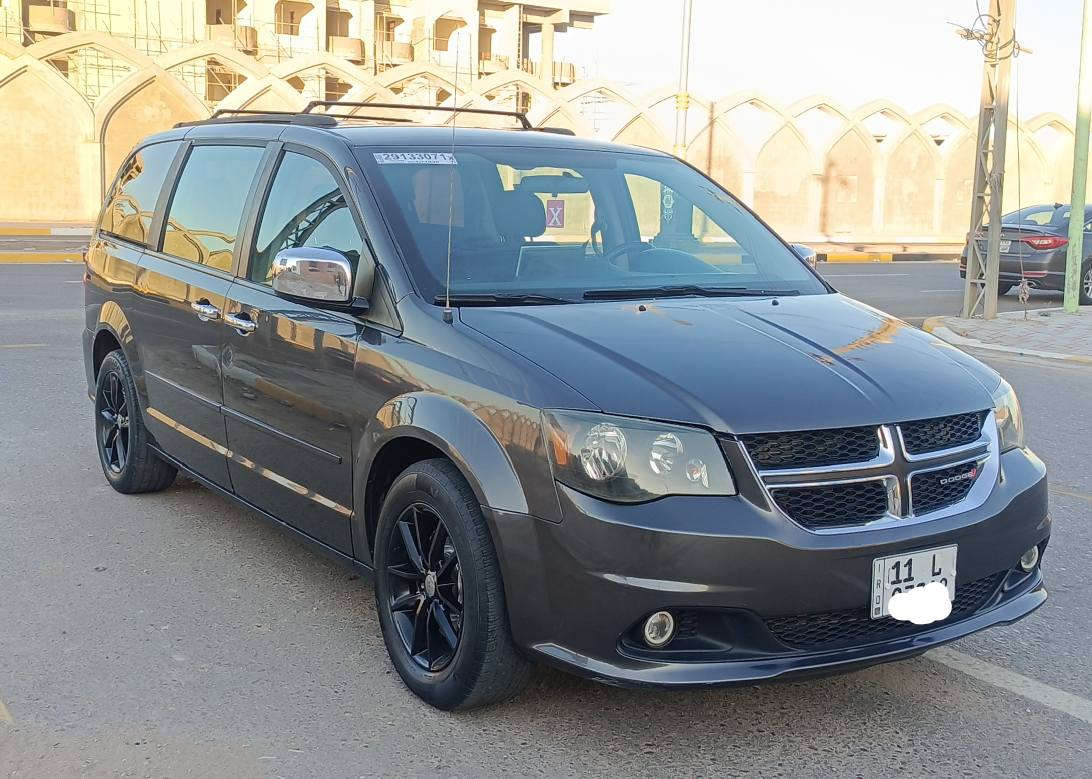 السعر 145  الاستفسار *********** دوج كرفان 7راكب موديل 2018 رقم بغداد انكليزي امريكي مكفوله من الضربة والتبديل بيه صبغ جاملغ وبنيد فقط رش بددون دواخل  شرط السونار شاشه كامره دوار تحكم استيرن كشنات بلع مكينه 6V وكير مكفولات تبريد 3قطع ثلج حداديه جديده تخم تاير السيارة جديده كلش احلى من الصور مابيه اي نقص مكان السيارة كربلاء كربلاء, العراق
