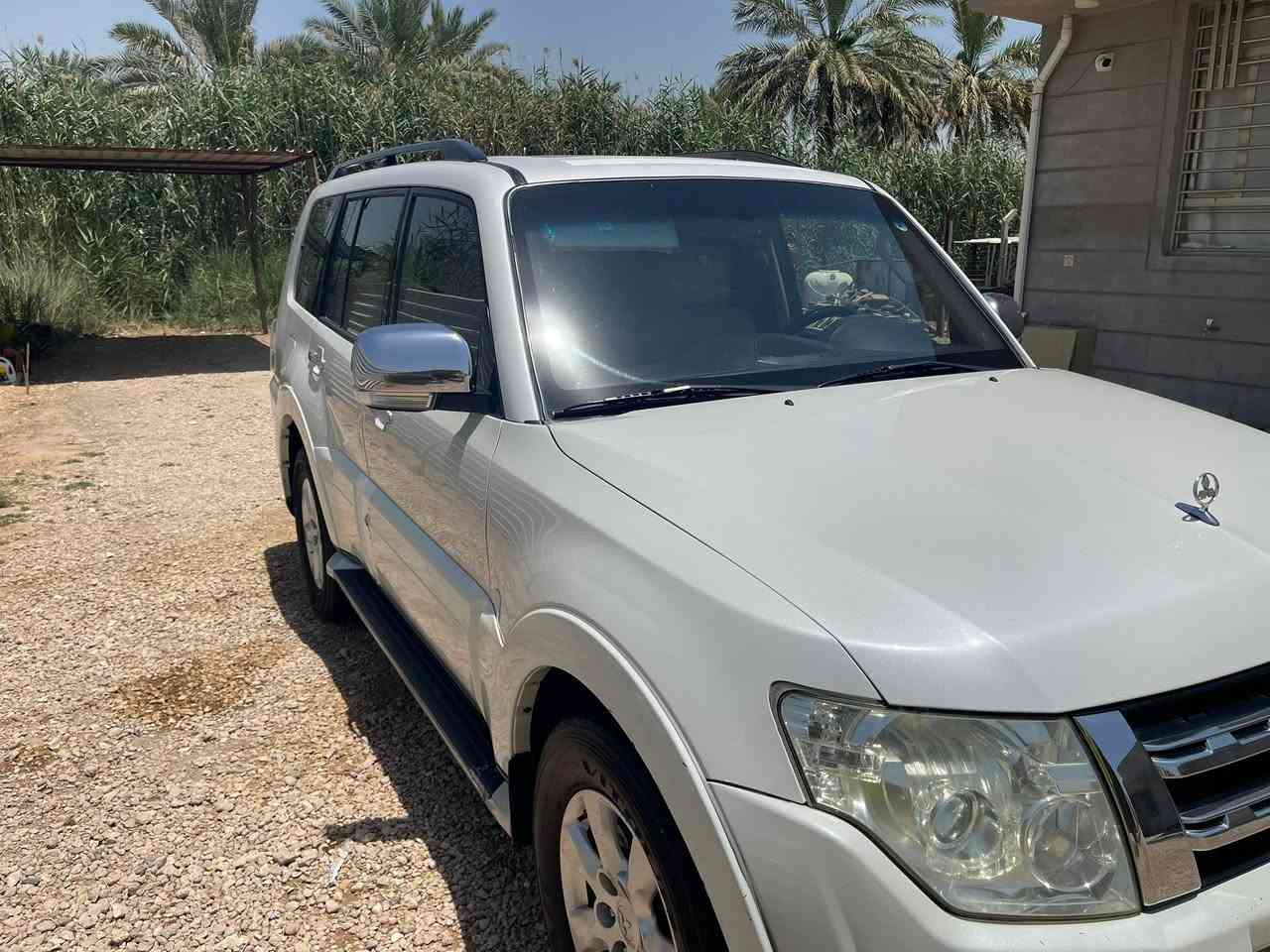 باجيرو حبتور 2014 فول مواصفات مكفوله عام فقط بارد باب السكن قليل مكان بالحله اي استفسار اتصل 
السعر  155

***********
