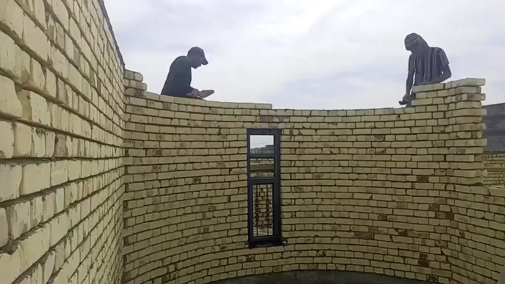 سلام عليكم منو محاج خلفه بناء معه عمال شغل درجه والاله ***********
