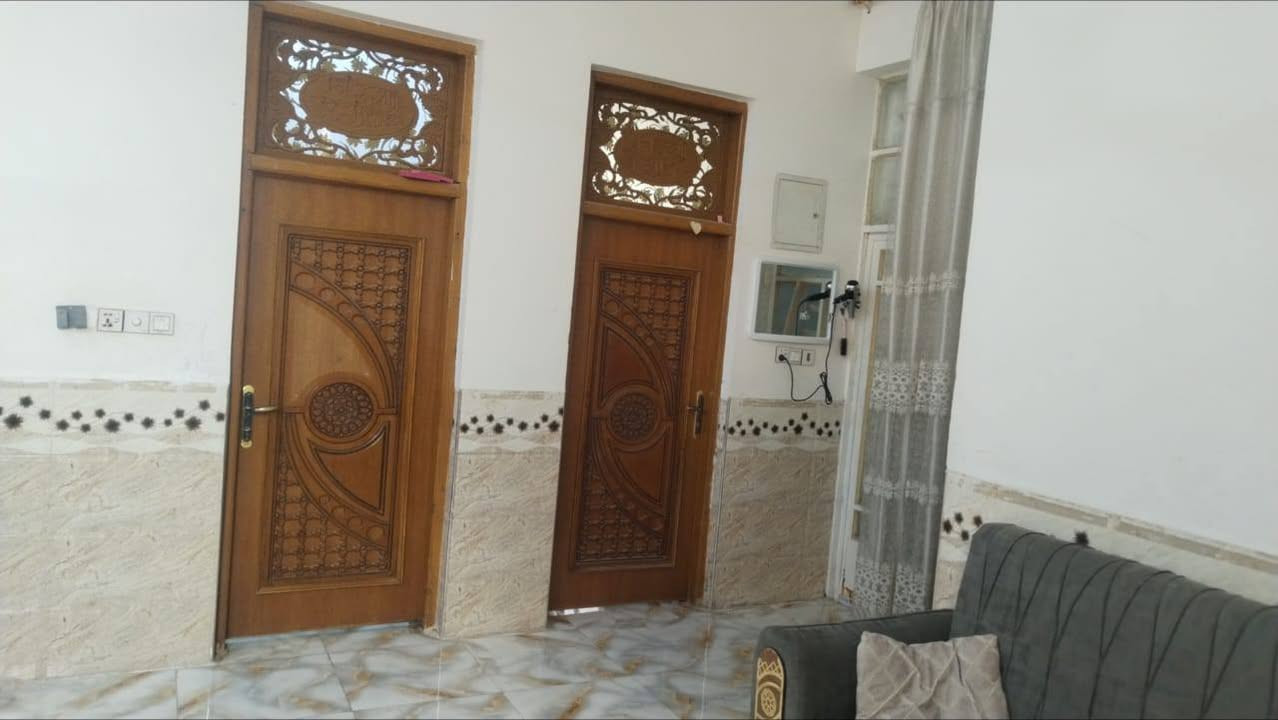 بيت للبيع على الحولي خلف اسواق بغداد مباشره طابق واحد مساحته 150 للاستفسار***********
