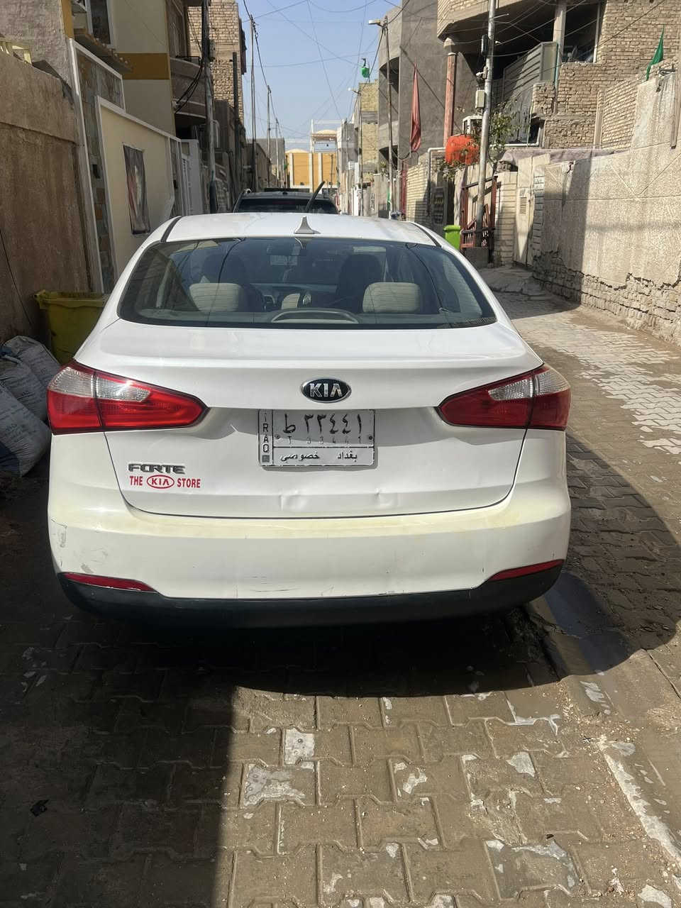 سلام عليكم فورتي موديل 15 وراد امريكي محرك 2000 ماشيه 102 ميل حادثه جاملغ وبنيد  ومبدل باب خلفي بيه ملاحضات بصيط سياره جاهزه كير محرك مكفول السعر 105 بي مجال بسيط بيع او مراوس بالانترا 20  مكاني بغداد الشعله ***********
