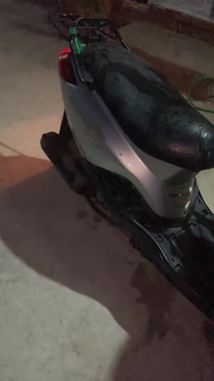 سلام عليكم
دراجه جاهزه مابيه نقص البيع مكان واسط نعمانيه 
تصال ‪+964 782 765 3318‬


**إذا كنت صاحب هذا الإعلان وتريد حذفه لأي سبب، رجاءا أرسل رسالة إلى الدعم الفني**