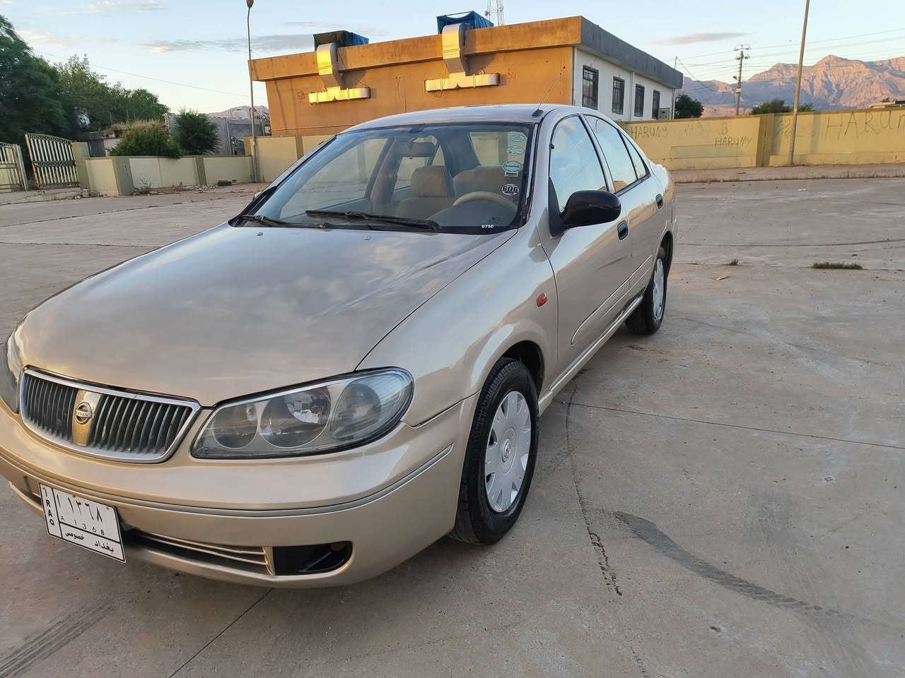 بةناوي خوا سلأو سةني 2005 براوة تؤماتيك مةكينة 16 سپي گيروو مةكينةي بةشةت تةبريت ساردى بةشةرت هةموو شتئ كي ئيشةكات كارةباي مةزبوتة تةقةو رةقةي نية 4تايةو سپيري جوان بةدواي عةيبا مةگةرئ سةياركة لةسةر كال بوونةوة بؤياخ كراوة مالي ئةم هاوينةية ماشااللة لة هةستانوو رؤشتني سعري 36 گةلأو كةمئ مةجال ( كؤدي بؤنةكراوة  )
***********
