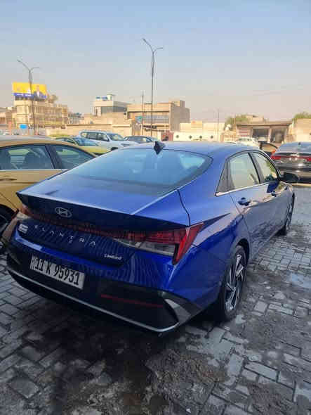 للبيع الانترا موديل 2024 وارد  امريكي 
صور الحادث موجوده  فول 1/ 1 لمتد 

ماشيه 19الف كم  رقم بغداد 

كشنات جلد 

رادارات  360 درجه 

3 انظمه قياده 

4 كامرات 

هاند بريك بصمه 

تشغيل عن بعد 

فتحه سقف 

شاحن لاسلكي 3 

شاشه الاكترونيه متصله 

تبريد مناخي منفصل 

تدفئه كشنات  

ايرباكات سليمه 

السعر175وبيها مجال

حادث فقط بنيد جاملغ راجعات نفسهن

مكاني بغداد الكمالية ***********
