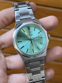 ساعات مال بالة غير مستخدمه نضافه 100/10  كلمن وسعرة ✅  رقمي 0771863619...