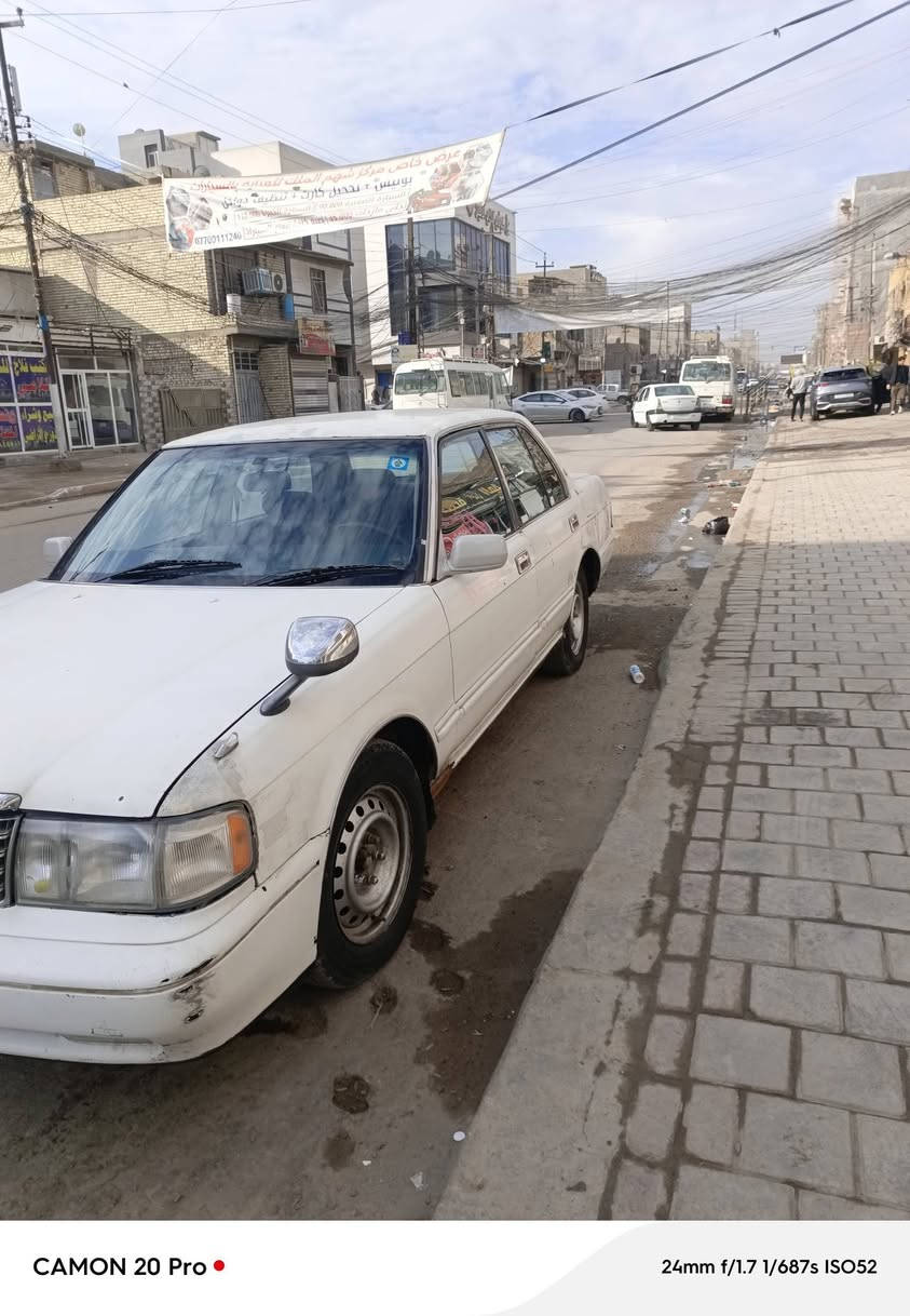 ارنب 94 قصيرة باسمي سنوية 2030 محرك وكير مكفولة حدادية 80بلمية والكشر شوف العين طخم تاير جديد داخل الكشنان حلوة دشبول محور اصلي شاشة كامرة كهربائياتها كلها شغالة التبريد كامل فقط غاز عنواني بغداد الأمين الثانية *********** أو ***********
