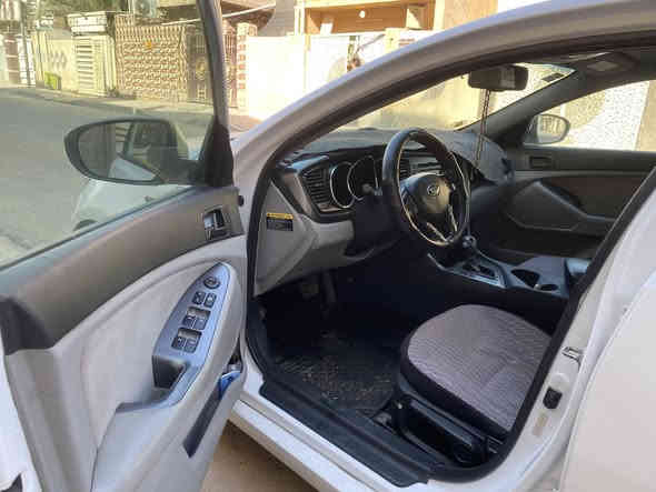 السلام عليكم اوبتيما للبيع موديل 2013 وارد امريكي الرقم بغداد خصوصي الحادث مالتها ضربة خفيفة السعر 108 ورقة 
وبيها مجال للاستفسار الاتصال او المراسلة على الرقم 
***********
