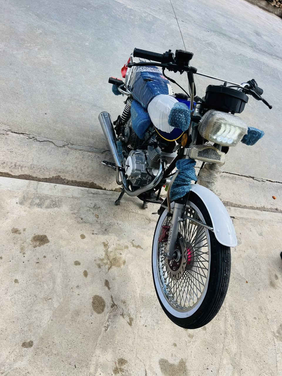 سلام عليك ماطور 2025 ما فتوح. وايرمنيه كلها شغاله تانكي وكشن كلو جديد مكاني موصل ايسر  السعر 775بي مجال  حك جيه


**إذا كنت صاحب هذا الإعلان وتريد حذفه لأي سبب، رجاءا أرسل رسالة إلى الدعم الفني**