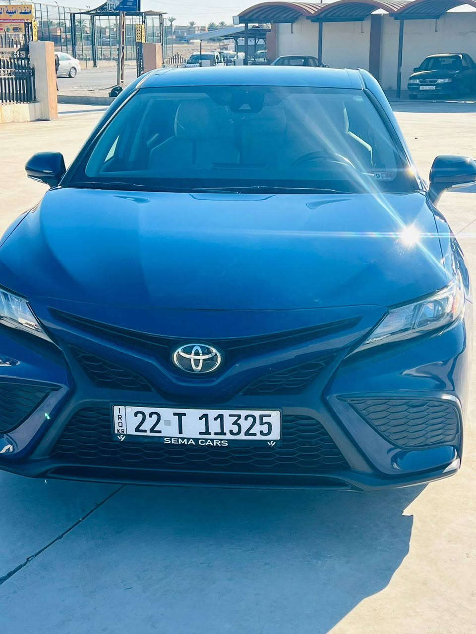 كامري se موديل 2023 ماشي 68 ميل ضرر جاملغ خلف وباب خلف بلا دواخل شرط  بچم وصندوق كبس وسعر مناسب ***********
