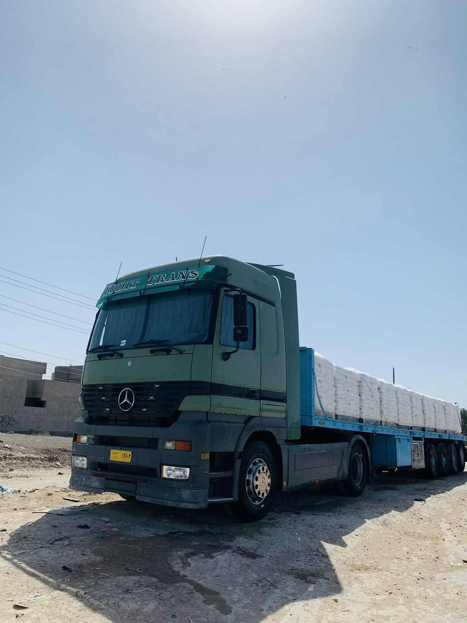 السلام عليكم اكتروز للبيع موديل ٢٠٠٣ صلاح الدين بدون ضباره سياره مكفولة كفاله عامه جاهزه تخم تاير مكينه كير شاصي كفاله مكان بابل مسيب فقط رأس ***********
