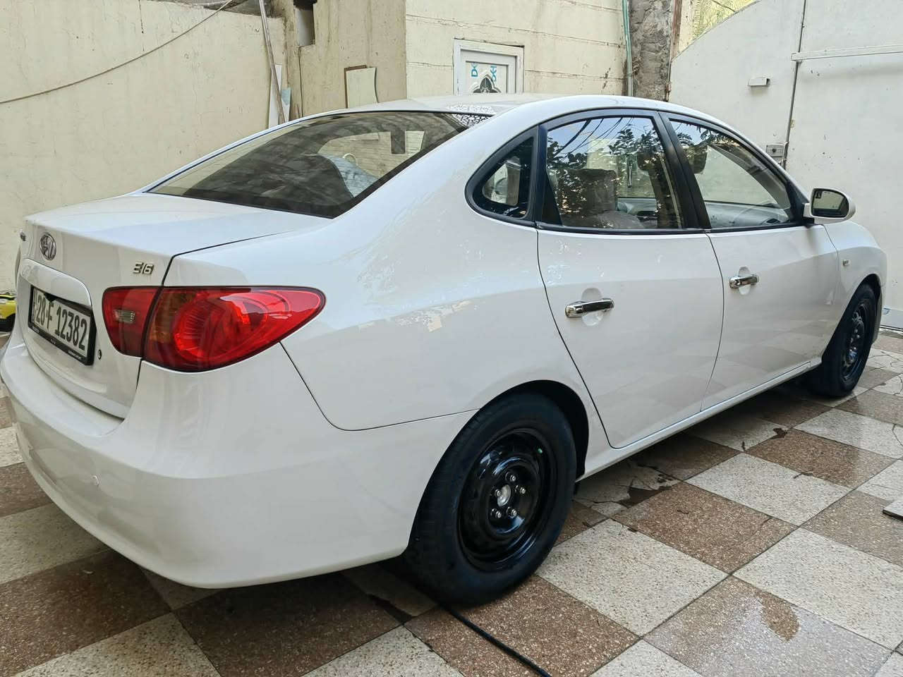 افانتي 2009 نضيفه جدا
تبريد حداديه جاهزه مكينه ١٦٠٠ دكشن عالي 
سونار مرفق بلمنشور رايده ب ٩٨ 
نجف مناذره ***********
