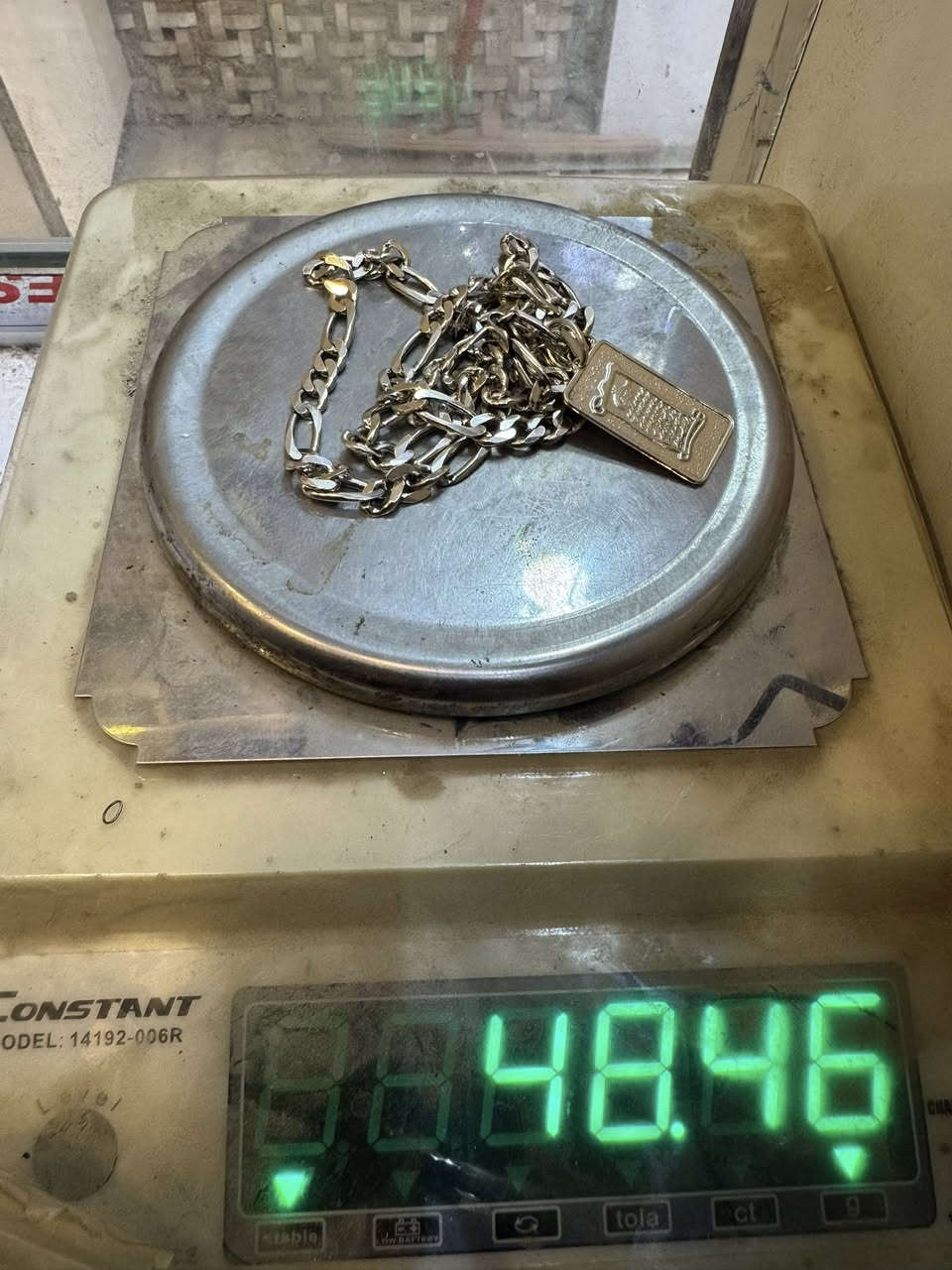 سعر الغرام 4ونص قفل


**إذا كنت صاحب هذا الإعلان وتريد حذفه لأي سبب، رجاءا أرسل رسالة إلى الدعم الفني**