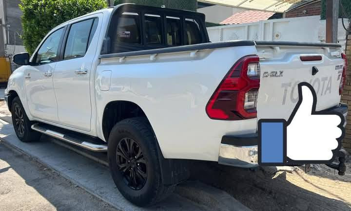 هايلوكس 17
سنويه لغاية 2027
ماشيه ١٤٥
مكان بغداد بسمايه
سعرها 265ورقه
محرك ٤سلندر(2700)
بصمه تشغيل وأبواب اماميه +فورويل+حساس خلفي+تبريد قطعتين+شاشه+كامره خلفيه+تحكمات ستيرن جهتين فول+اشاير بالمري وباقي مواصفات السياره واضحه
***********
***********
