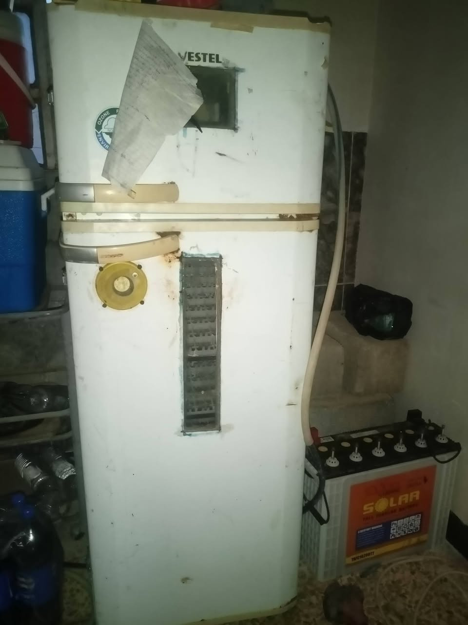 بطاريه طاقه شمسيه للبيع. 200 امبير
+مفقسه ثلاجه تاخذ 500 بيضه كله شي درجئ اولئ
مكاني حاج علي ***********
