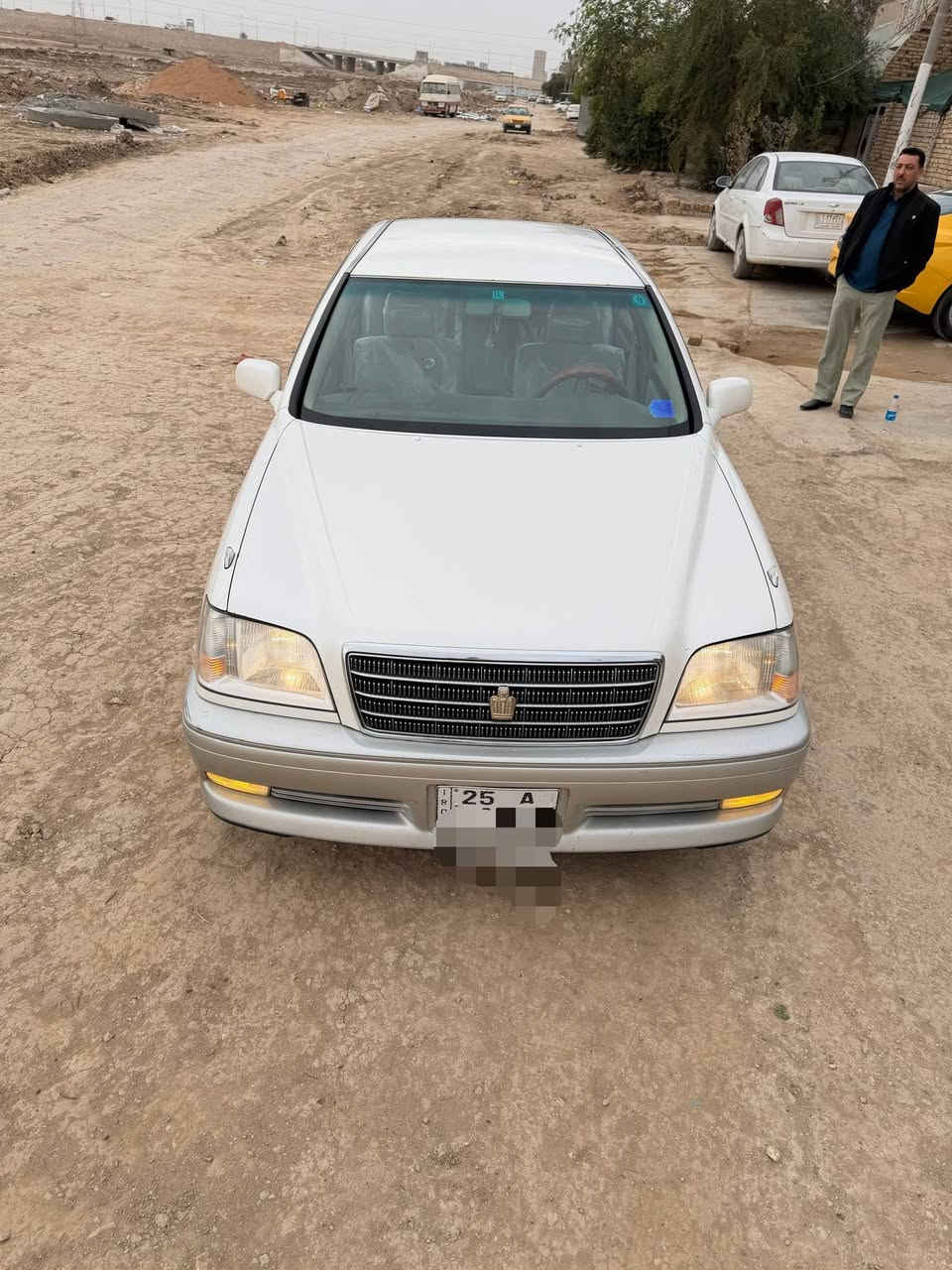 بيع او مراوس 
السلام عليكم 
ملكه 2000 رقم كركوك دولي بسمي مداور باي محافضه تعجبك سياره بسمي قبل لا تسجل واني السجلته بيدي وكامله سياره للآخر حبايه سياره مكفولة كفاله عامه من التبديل والصبغ والضربة والنقل جثه والكص مكينه دي فور الجبير مكينه كير ع الفحص شاصي 75  مواصفاته اربع دكم تبريد قطعتين كشنات كهرباء برده خلفيه والباقي واضح بلصور سياره جديده ومابيه اي نقص تخم تاير جديد صدر أمامي خلفي جديد سياره تحوير النجف فوك وجوه ماعدا كفر دشيول اماراتي 
السعر 155 وبيه مجال مكاني ديوانيه 
***********
