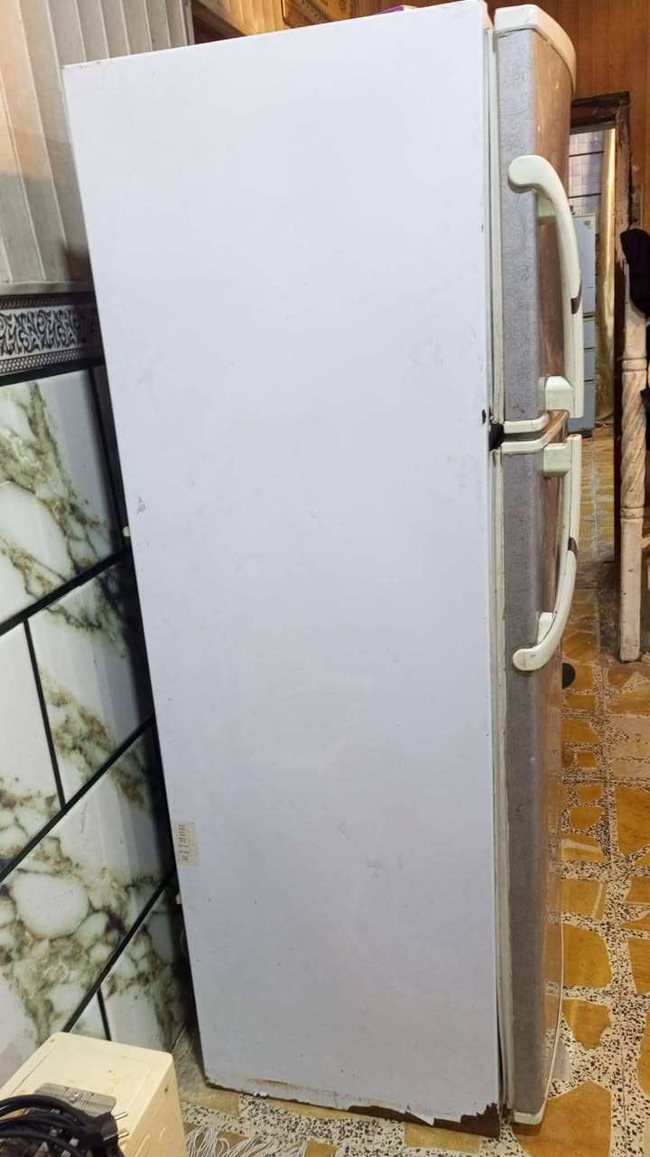 السلام عليكم ثلاجه برفاب البيع نظافه مثل مواضح بالصوره شغل فول جاهزه  السعر 120 الف موبايل *********** عمارة, ميسان
