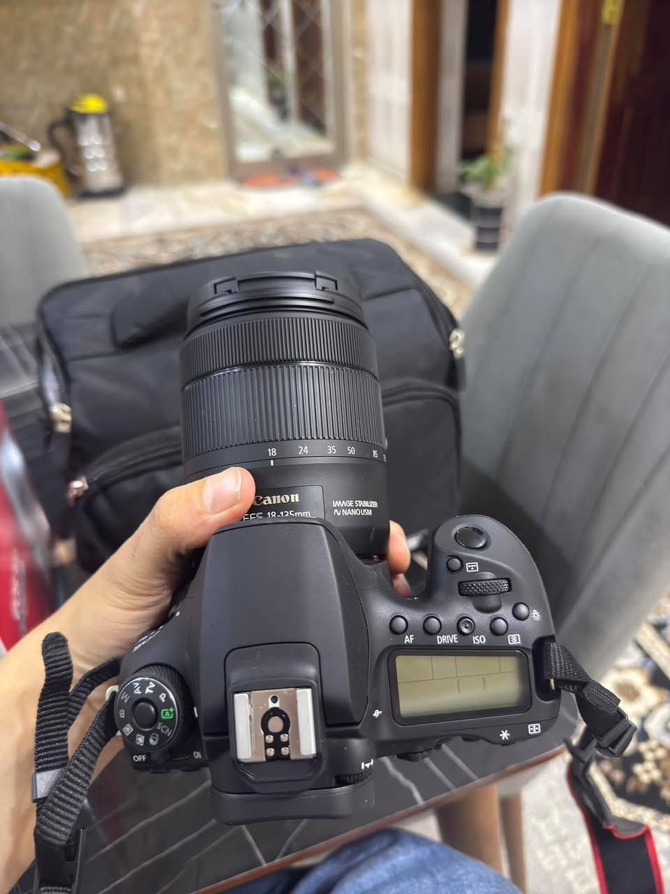 سلام عليكم كانون 90D ستخدم شخصي  للبيع
مكاني كربلاء  ***********
