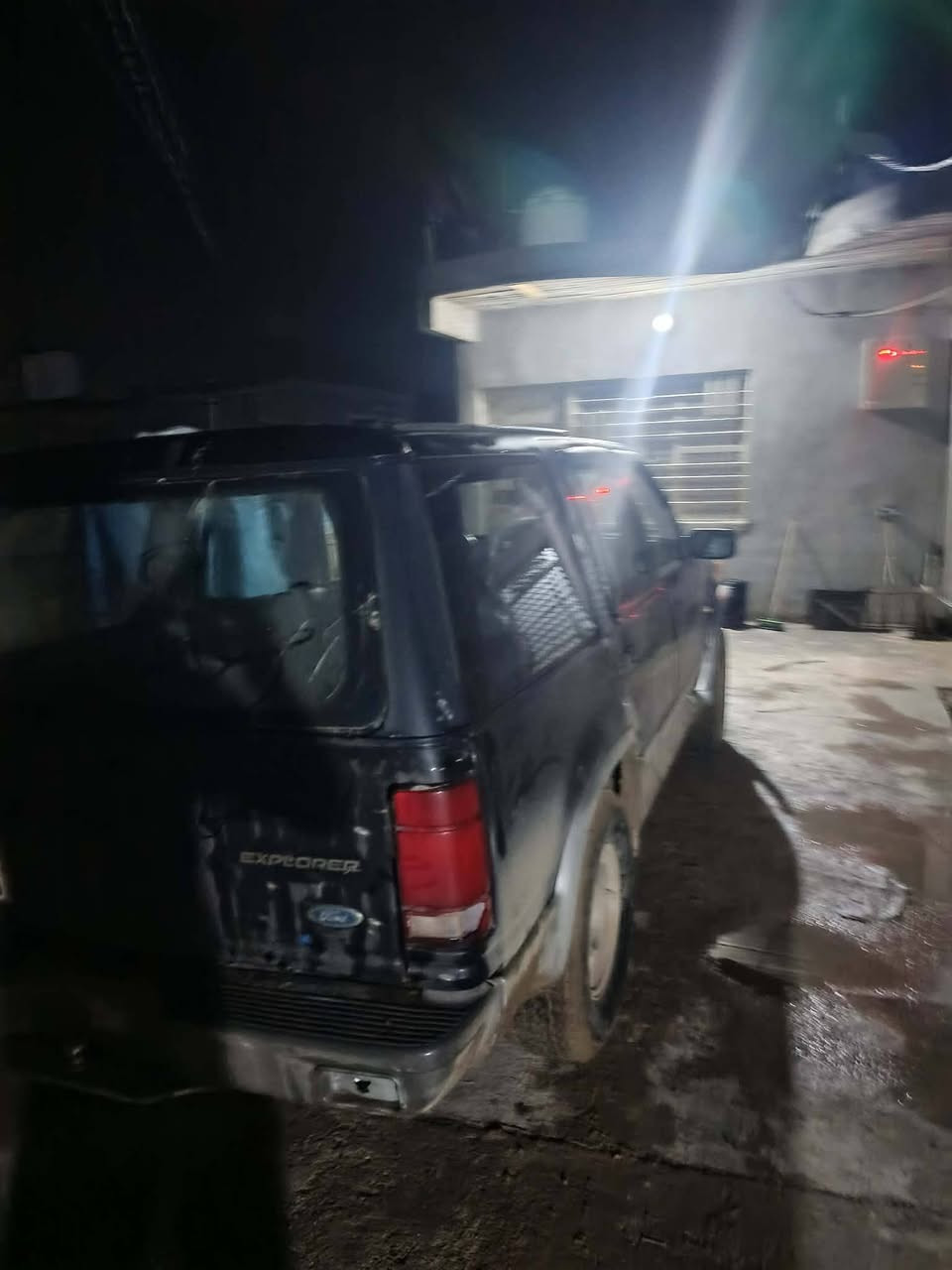 سـلام عـلـيـكـم
مـطـلـوب مـراوس بـس سـيـاره عـاليـه او للبـيع 

سـيـاره فـورد امـريكي مـوديـل 94

رقـم بـغـداد نـكلـيزي تـحويـل ثـانـي يـوم

السـيـاره مـحـوره مـكيـنـه وكـ.ـيـر ثنين ونص

 حـداديـه 100/75 كهربائيات كلهه شغاله

دواخـلـه جـديـد لاخـيـاس ولاكـص تـايـرات 100/80

السـيـاره جـديـد نـقـصـه بـس صـبـغ

الشراي مو تعليق او المراوس هم مو تعليق 

الـتـفاصـيـل عـلـى هـاذا الـرقـم ***********

بـي واتـسـاب 📞📞

مـكـان الـسـيـاره واسـط قـضـاء الـصـويـره
