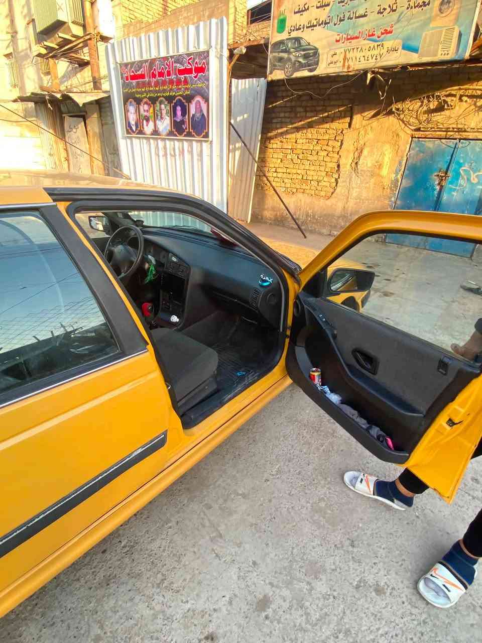 سلام عليكم بيجو بارص مديل ٢٠١٥ كفاله عامه تبريد شغال  سياره خير من الله شاشه وكامره مكينه لا تنقيص ولا تبخير سنويه صاقطه ب شهر الواحد سعره ٤٦ وبيه مجال مكاني بغداد زعفرانيه 
*********** بي ويتساب
