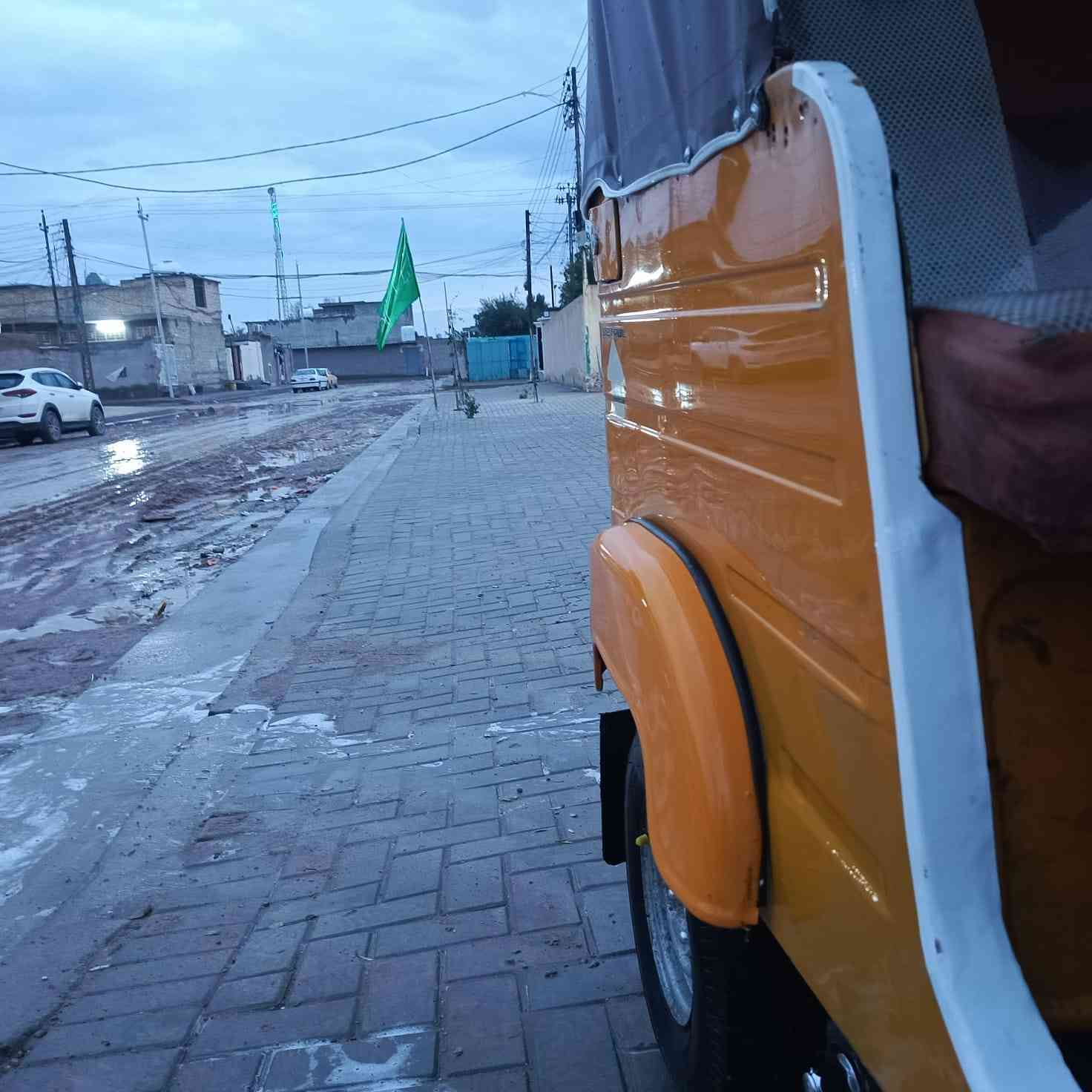 سلام عليكم تكتك للبيع مرقم 19شهر ال10 المڪان بغداد حي النصر السعر 5800
***********
