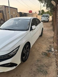 فول مواصفات • فتحة سقف • جلد