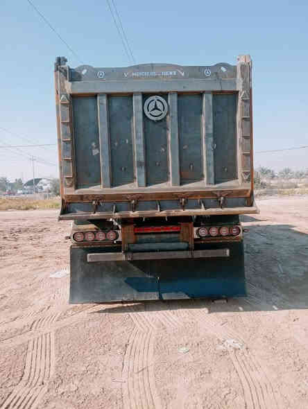 للبيع مقطوره مايلر شغل بغداد مامحمله ولا كيله 
طول 730 ارتفاع 140 جك نساف كاعيه 8 قطعه وحده 
صفاح 6 دناكير 16 شريط على طوله تخم تاير ويل جديد 
هواء كهربائيات واقيات جاهزه للشغل السعر 225 بيه مجال 
***********.   ***********
