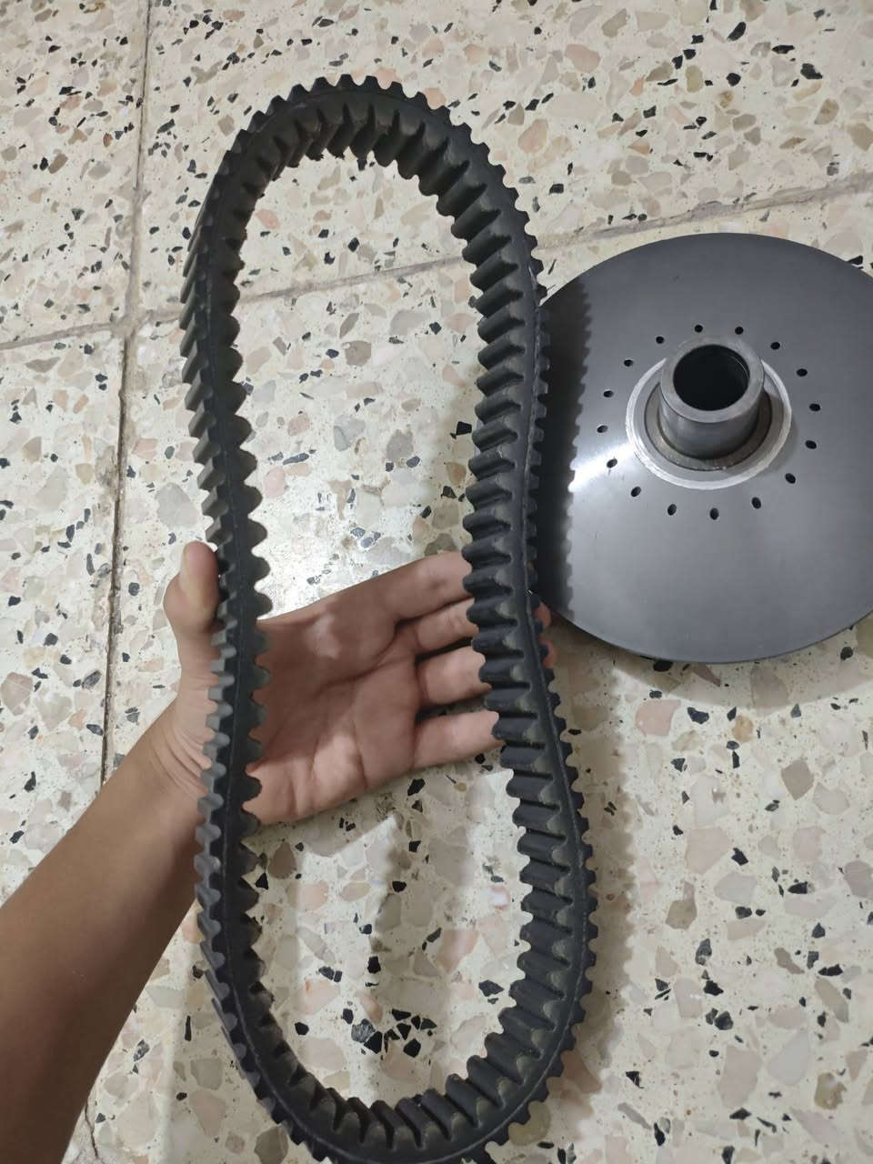كلجات تيماكس رياضي
كلج أمامي جوكوستا كلج خلفي مالوسي نضيفات بل جيس شلعه ومعدل البالك يشكن الكاع يرهمن 500 و 530 و 560 كل الموديلات وياهن قايش اصلي كلجات مال زماط .

المكان / بغداد حصوه ابو غريب

***********/ الرقم

السعر / 7 وبيهن مجال.
