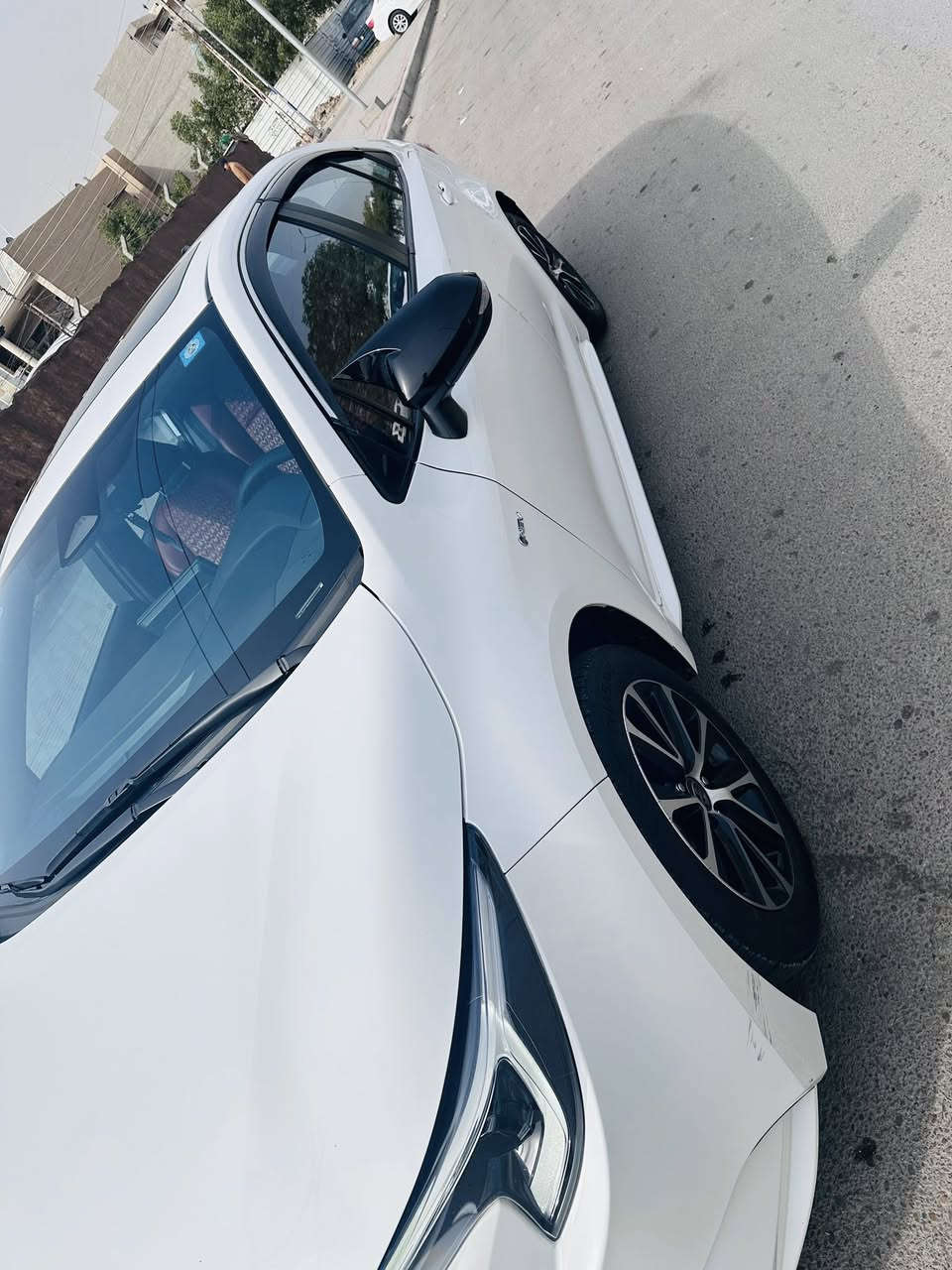 السلام عليكم
كورلا 2024 هايبرد 

ماشية 26 الف 

المواصفات فول وكشنات جلد وكهرباء

مكفولة من كلشي ومناقصها شي الحمدلله 

سنوية باسمي  

بغداد / حي الجهاد 

ممتواجد ع فيس 

***********  اتصال + واتساب 

السعر 22 مليون و 500 الف
