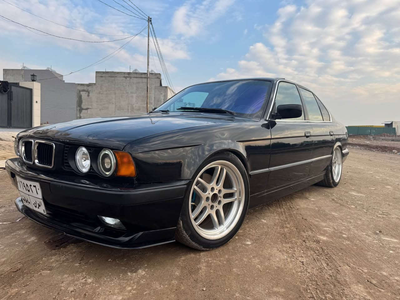 525بیلادی تۆماتیک کێرو مەکینە بەشەرت یەک دینار مەسروفی تێدا نیەسلایت کوشین کارەبای تەبرید جام  کارەبای پێشو پشتی لێدانی نیە روبەرو بیبینە زۆر لەو وێنانە جوانترە /شوێن هەولێر /رەقەم*********** أربيل, العراق
