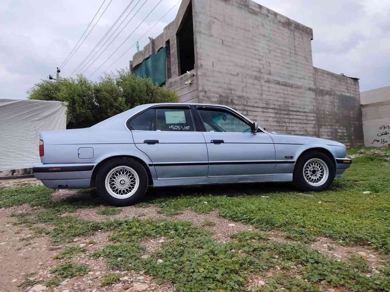 سلام عليكم من رخصت ادمين
بي ايم رقم سليمانيه بسمي سنويه ٢٨
سياره مال جناي بدون ضربه صبخ جمالي
تبريد تتفيه كامل شغال
غرف صاصج
غرف جلد اسود
مكينه لا صرف ولاء بخار
كير اتوماتيك
مال جناي
***********
***********
***********
