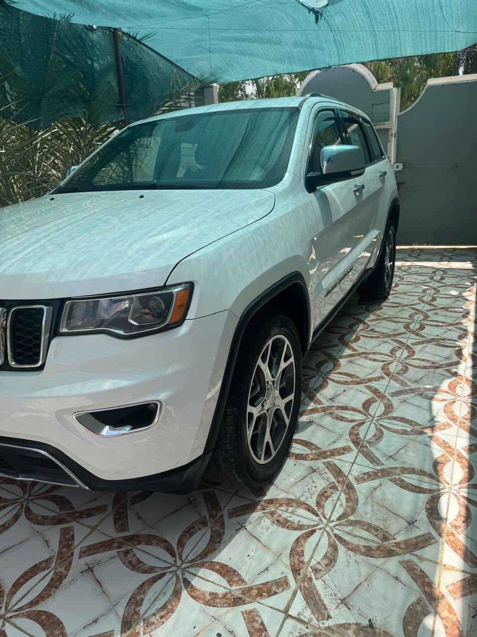 جيب لمتدد 2019
‏سعة المحرك V6_3600
رقم بغداد بأسمي
المسافة المقطوعه  ( ٤٨ الف ميل ) حقيقي  
المواصفات : 
نضام SPORT + ECO + Normal
*مصابيح الامامية زنون عالي و ناصي
•⁠  ⁠دفع رباعي 4x4
*محدد سرعة 
▪️فتحه 
▪️حساس خلفي 
▪️مانع انزلاق
▪️جنطة كهرباء
▪️ويل كب 20
▪️كشنات كهرباء جلد
▪️صفي المقاعد الامامية تدفئة + المقود 
▪️اطفاء ذاتي للمحرك لتوفير الوقود
▪️شاشة كبيرة نضام Gps كار بلي 
▪️تشغيل واطفاء عن بعد
▪️مري جانبية هيتر مع عاكس للضوء 
▪️كامرة خلفية دوارة
▪️رادار  + نقطة عمياء 
▪️بصمة ابواب  
▪️انارة داخلية
وارد امريكي 
السعر255  وال   
مكان السياره :بابل /  رقم بغداد / ***********
