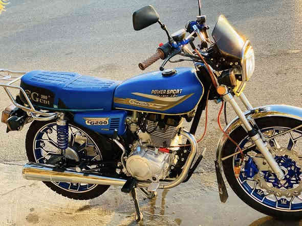 سلام عليكم ماطور أيراني موديل 25 جديد كلش كفاله عامه نكره صلف محرك 200 
فول نشاط  رقم ***********
