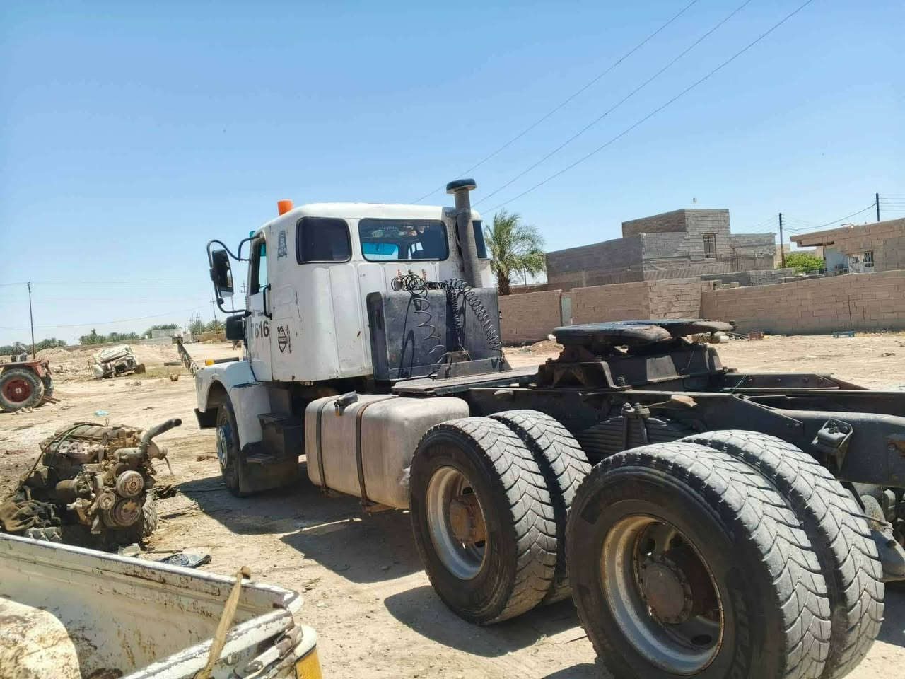 سلام عليكم فولفو للبيع بس الراس موديل 90 سنويه جديده الئ 2030 رقم واسط تحويل مباشر محرك n10 مجفت جديد كير 4ب4 مجموعه فراشه شاصي مكفول مكان الأنبار السعر 105 وبيها مجال ***********
