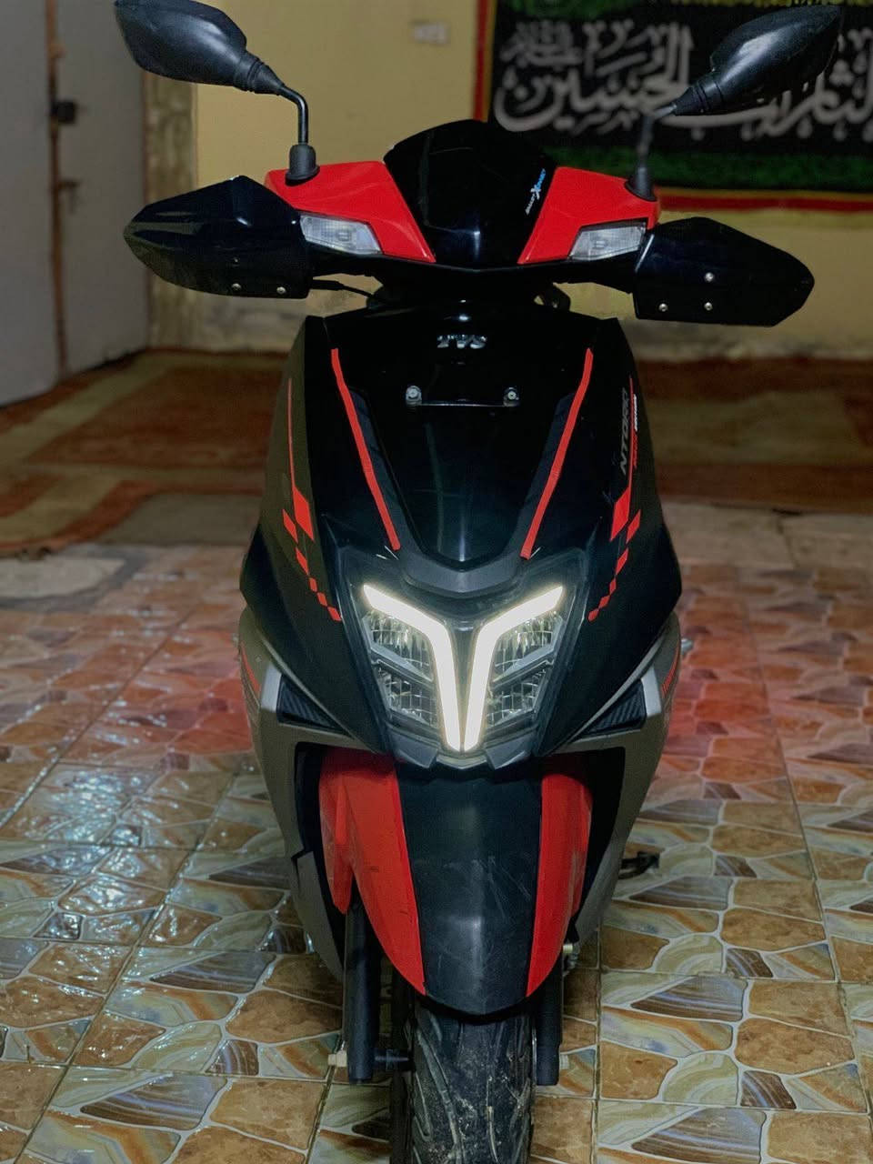 مرحبا شباب دراجه نوع TVS
الدراجه سنويه ارقام كامله 
استفسار ***********
عنوان ديوانيه ال حمد
