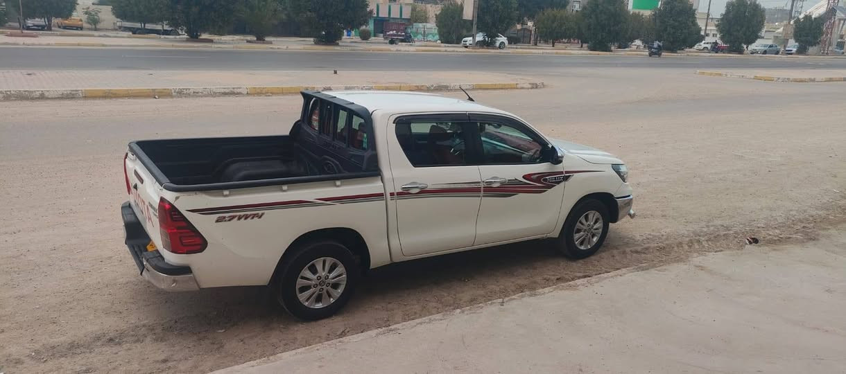 السلام عليكم اخوان عندي بيكم هايلوكس ٢٠٢٢ شركة ساز فول مواصفات  مكفوله كفاله عامه مغلفه (pdf) رقم اربيل باسمي شرط تحويل وكاله مااسوي السعر المطلوب ٢٨٥ورقه وبيه مجال للشراي مكان السياره  الرمادي  التاميم للاتصال *********** مهندس علي
