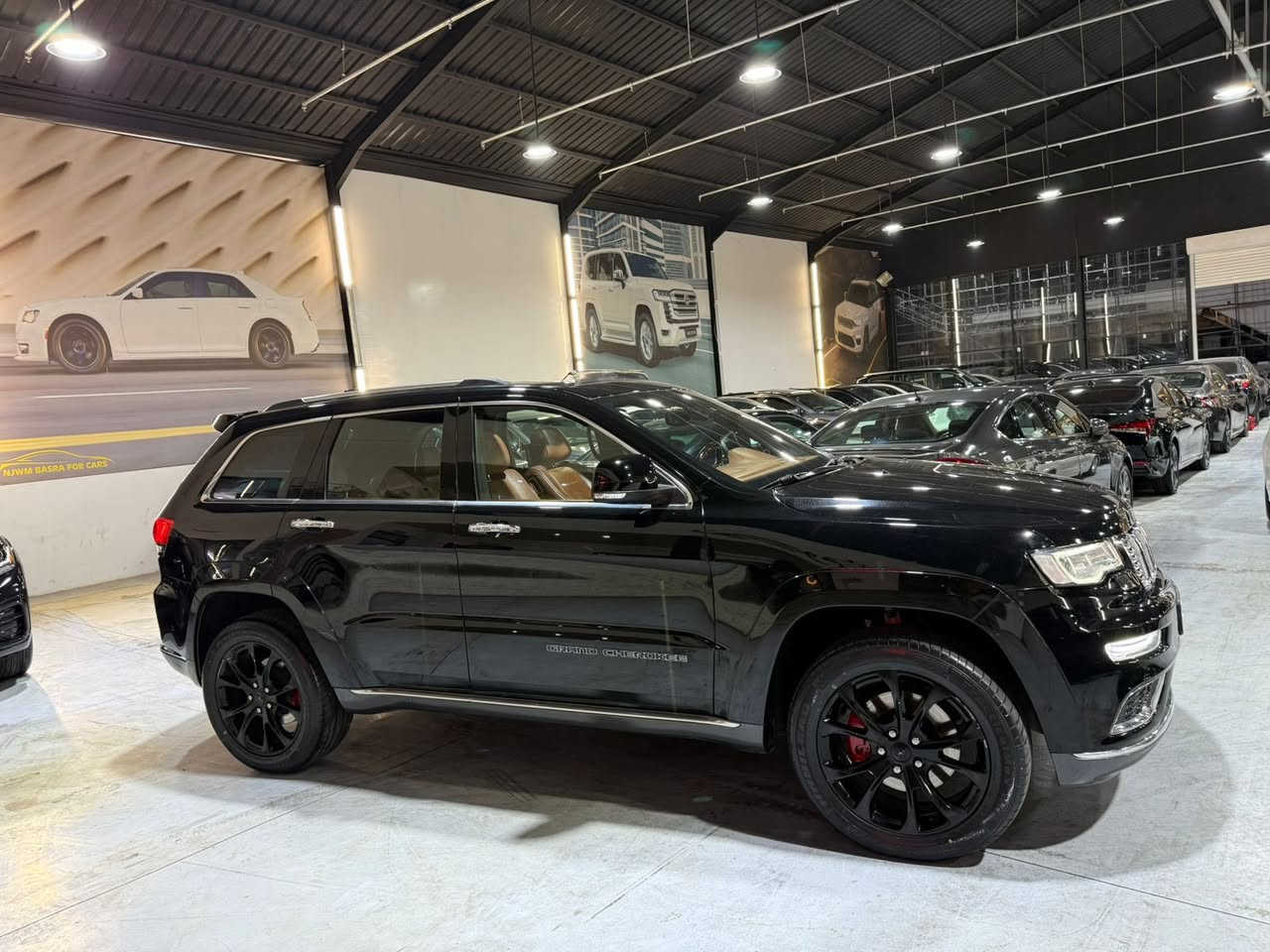 السلام عليكم البيع و مراوس حسب قناعة 

جيب سومت 2020 ( خليج )
فول فول مواصفات
شركة هارلم
البيع و مراوس
كفالة عامة
الموديل2020 . (خليج) .
المحرك :V8. 5.7 L .
العداد 59 كليو متر
موصفات:
رباعي 4x4
نظام تعليق هوائي (جكات).
قيادة ذاتية عند المنعطفات.
رادار امامي مع مانع تصادم .
نظام الرؤية الليلية.ناضور ليلي تحذير الخروج عن المسار .
مستشعر نوم السائق مع نظام التوقف الآلي تحذير النقطة عمياء ٥ .
لظام تحذير عند التقاطعات.
نظام تحذير عند تجاوز السرعة المحددة.
نظام عرض المعلومات على الزجاج الامامي (HEAD UP
DISPLAY)
نظام تقليل الضجيح داخل المقصورة.
إنارة محيطية.
شاحن موبايل وايرلس.
تعديل وضعيات مقود السائق كهربائيا.
مرايا تعتيم ذاتي.
المرايا الجانبية قابلة للطي كهربائيا
مرايا الجانبية فاد
ظام الصوت من ماكنتوش مع 19 سماعة.
ويل قياس 21 انج .
* سقف بانمداما

سقف بانوراما .

شاشه كبيرة 10.1 انج .

شاشة للراكب الأمامي .

نظام الخرائط (GPS) .

عرض خرائط الطريق على لوحة القيادة.

لوحة القيادة بقياس 12 أنج.

5 كاميرات خارجية مع بخاخات ماء للتنظيف.

كاميرا للمرأة الداخلية.

تصوير حراري ليلي .

المصابيح الأمامية زنون .

كشافات الضباب زنون .

دخول ذكي.

بصمة على 5 ابواب للدخول الذكي.

نشغيل عن بعد .

الصندوق الخلفي كهربائي .

فتح الصندوق الخلفي مع حركة القدم.

أقل

دوسات جانبية

فرش المقصورة الداخلية من الجلد الطبيعي الفاخر.

اضافات من الخشب الطبيعي للمقصورة الداخلية.

ذاكرة لحفظ وضعيات الجلوس للمقاعد الأمامية

مساج للمقاعد الامامية .

المقاعد الأمامية كهربائية .

المقاعد الأمامية تبريد وتدفئة .

المقاعد الخلفية تدفئة وتبريد .

ستائر للشبابيك الخلفية.

انارة داخلية LED متعددة الالوان .

حساسات امامية وخلفية .

5 راكب .

مكيف خلفي مع وحدة تحكم منفصلة .

تدفئة مقود القيادة.

مانع تصادم خلفي .

بلوتوث تلفون .

بلوتوث تلفون .
محدد سرعة .
نظام التشغيل والاطفاء الاوتوماتيكي
5 راكب .
مكيف خلفي مع وحدة تحكم منفصلة .
تدفئة مقود القيادة.
مانع تصادم خلفي .
بلوتوث تلفون .
محدد سرعة .
نظام التشغيل والاطفاء الاوتوماتيكي .
نظام بريك اوتماتيكي
بعد هواي موصفات اعلى فئه 1/1
السعر انشالله مناسب278 $ بيها مجال
*********** واتساب
*********** واتساب
عنوان اربيل معرض نجوم البصرة
