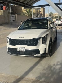 سورنتو مديل 2024  محرك 6v  7راكب   بنراما   شاشه متصل   اشاير ترحيب   ...